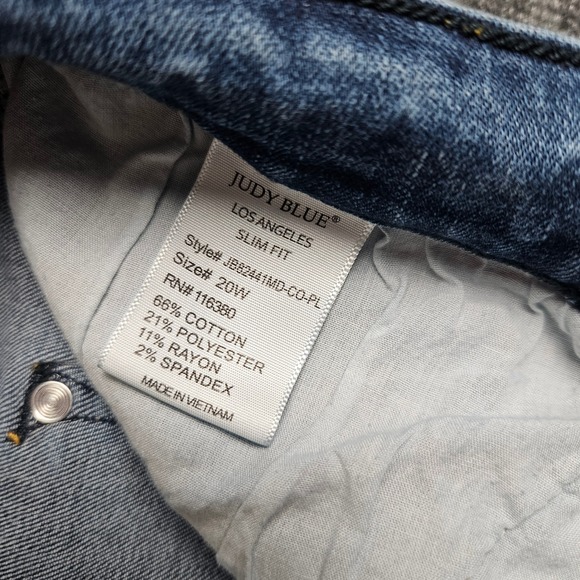 Judy Blue Slim Fit Jeans Womens 20W Blue Denim Light Wash High Rise Stretch - Picture 3 of 10